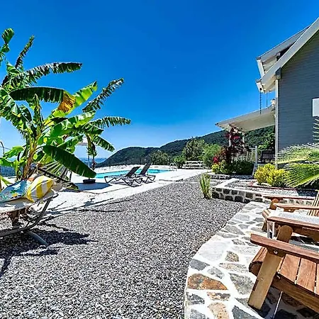 The Box House Seaview Private Pool *