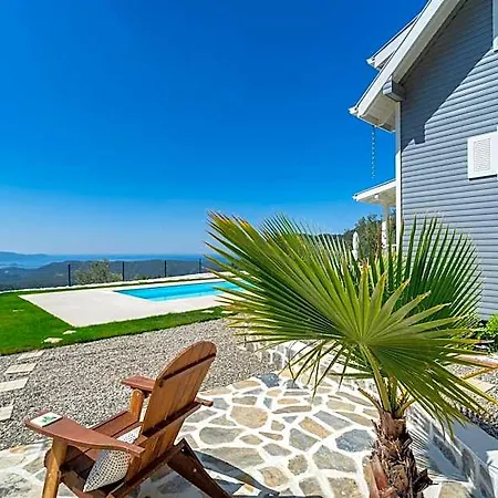 The Box House Seaview Private Pool فندق 2*